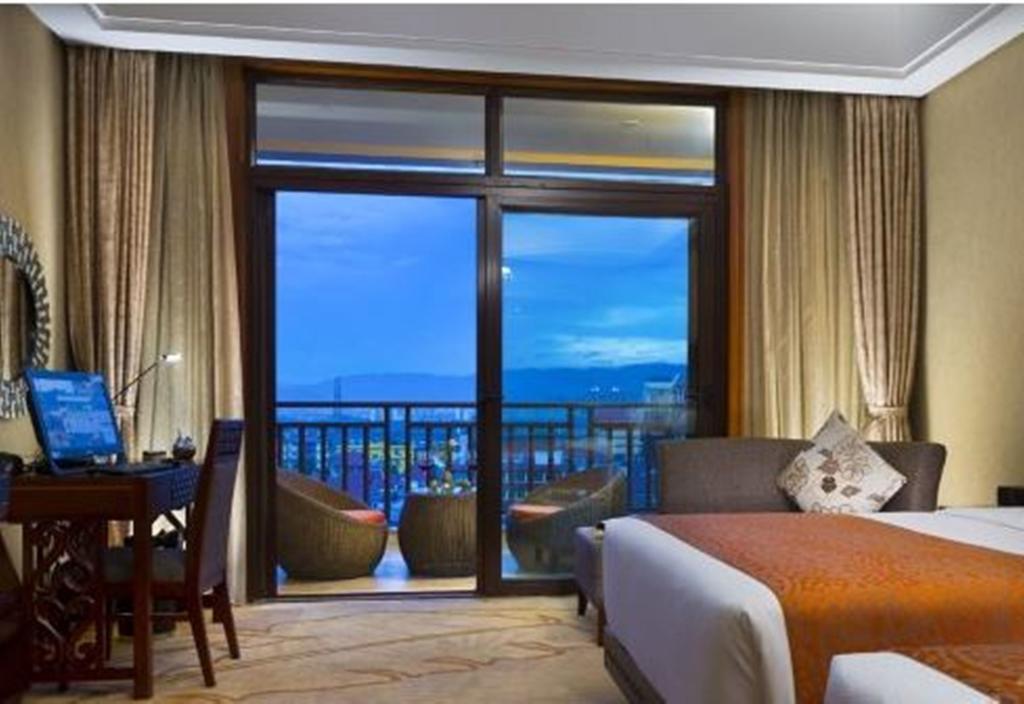 Ramada Plaza Xishuangbanna Hotel Exterior photo